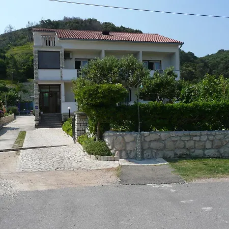 In 17861 Apartman Supetarska Draga